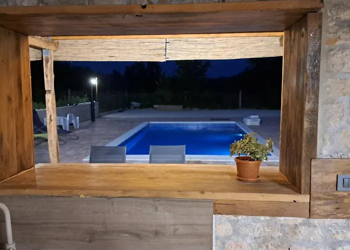 Bozini Dvori Villa Drniš